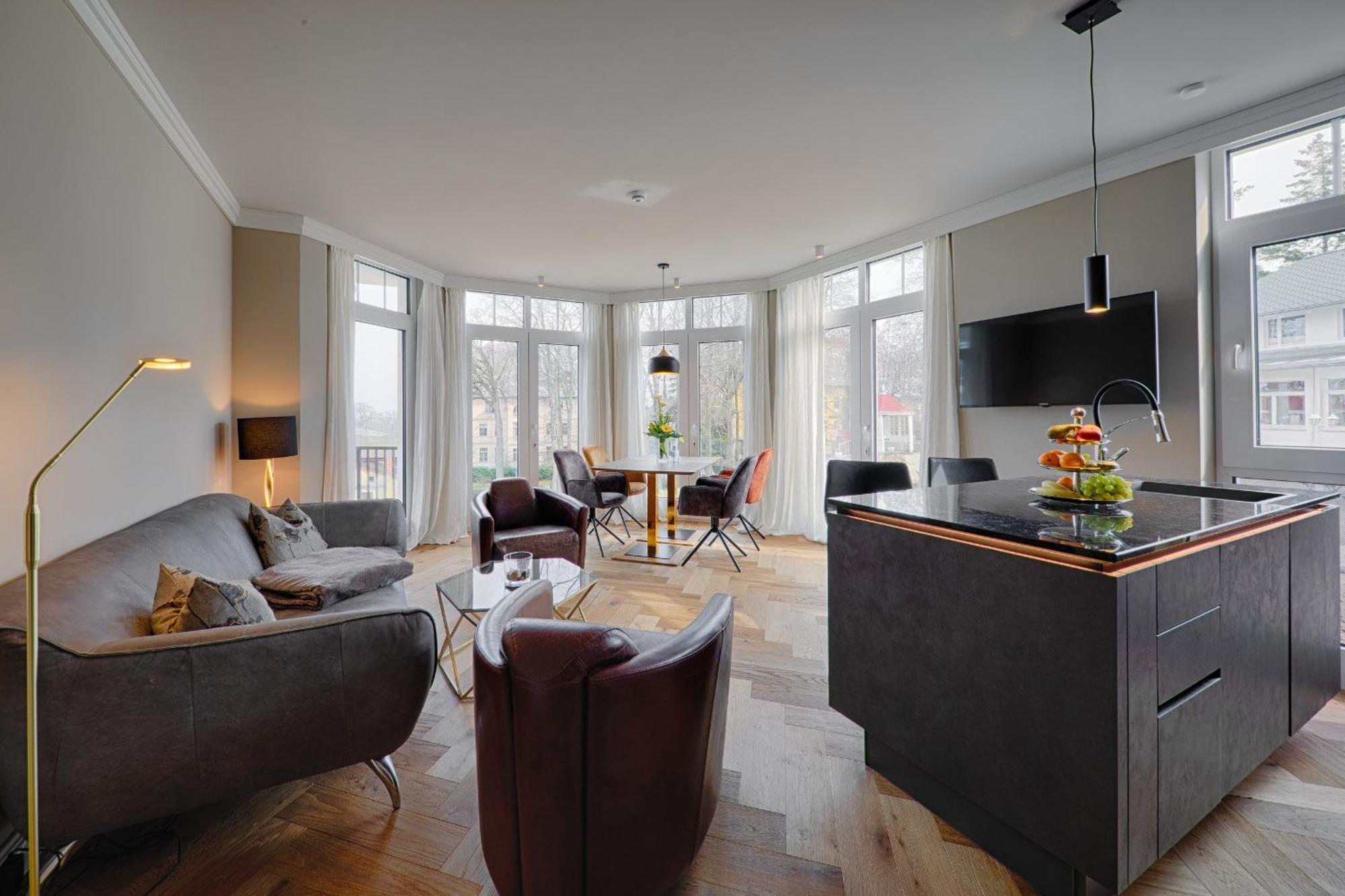 Meeressterne Schlossappartements Heringsdorf Eksteriør billede